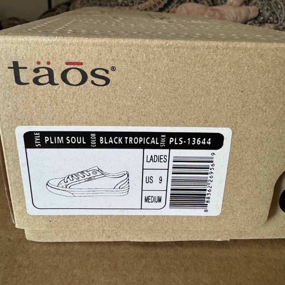 Taos Plim Soul Black Tropical, Size 9 - Picture 5 of 5